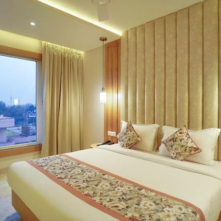 Hotel Four Element Varanasi Exterior photo