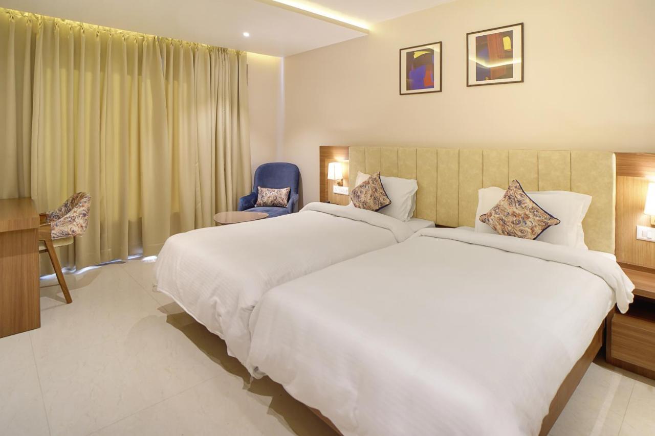 Hotel Four Element Varanasi Exterior photo