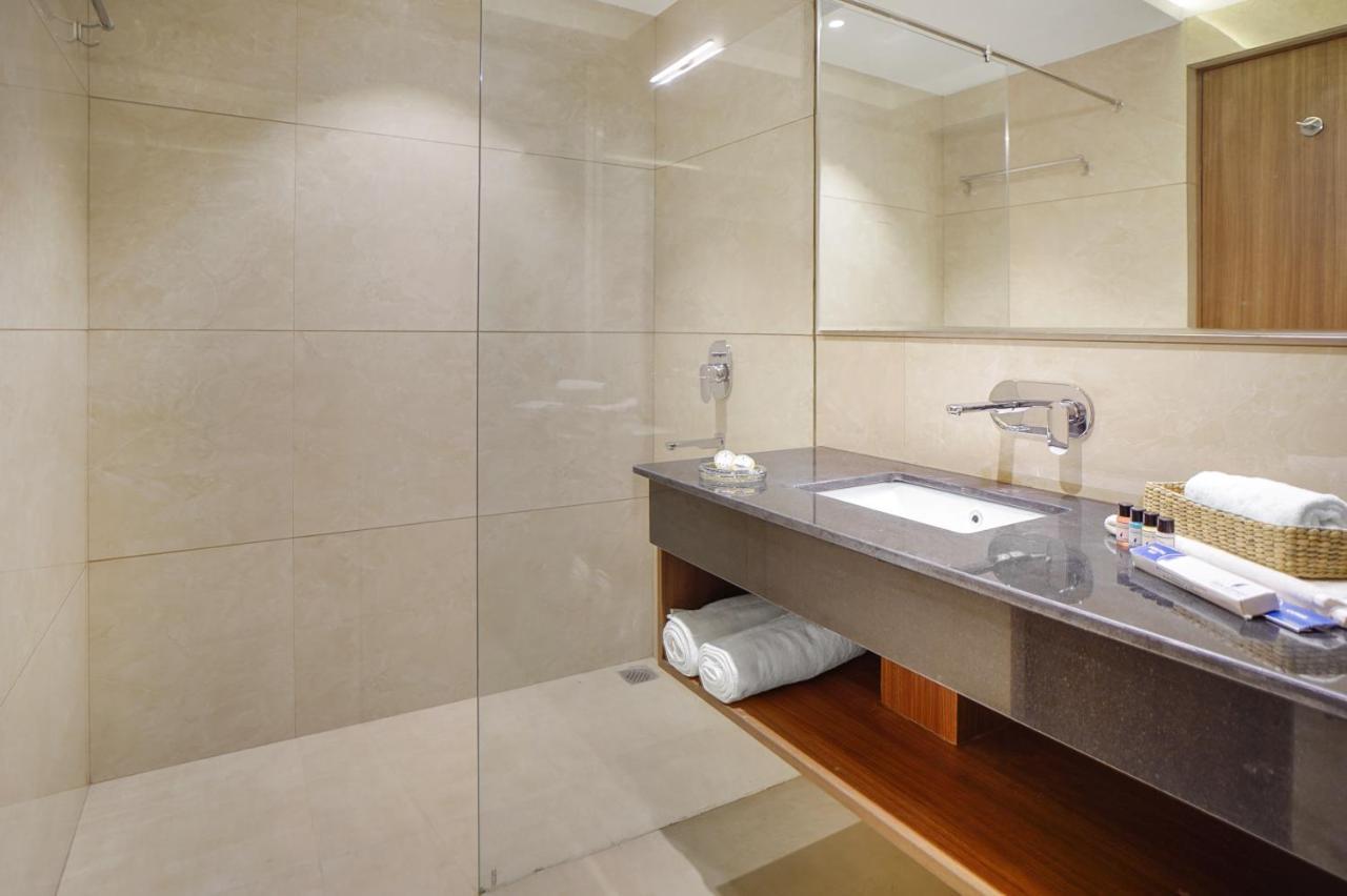 Hotel Four Element Varanasi Exterior photo